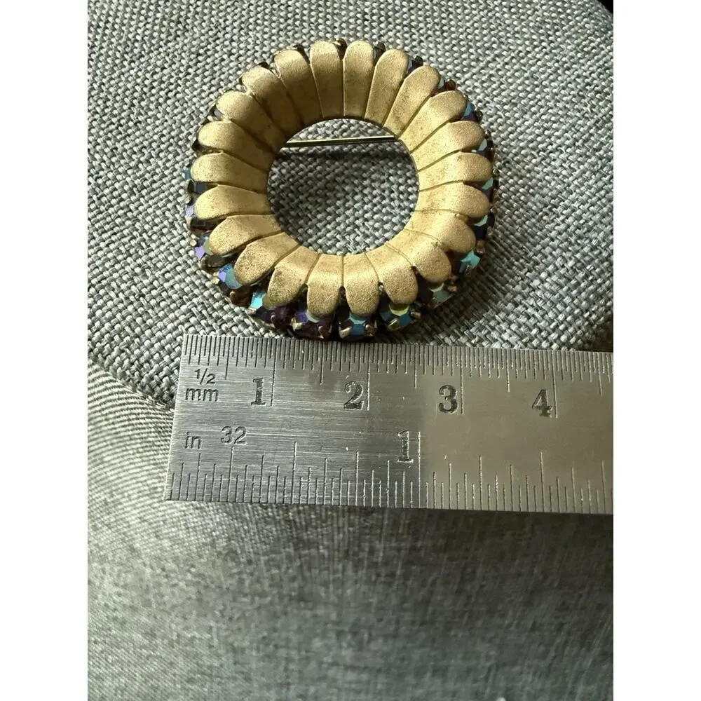 Vintage Sun Ring Brooch AB Gold Tone Wreath Scarf Lapel Pin Career Cocktail